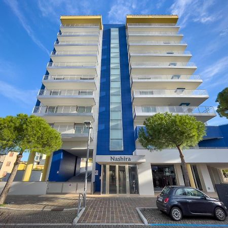 Nashira Apartments Lignano Sabbiadoro Exterior photo
