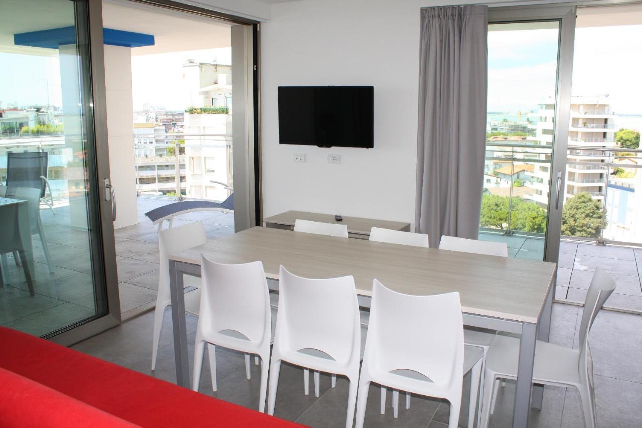 Nashira Apartments Lignano Sabbiadoro Exterior photo