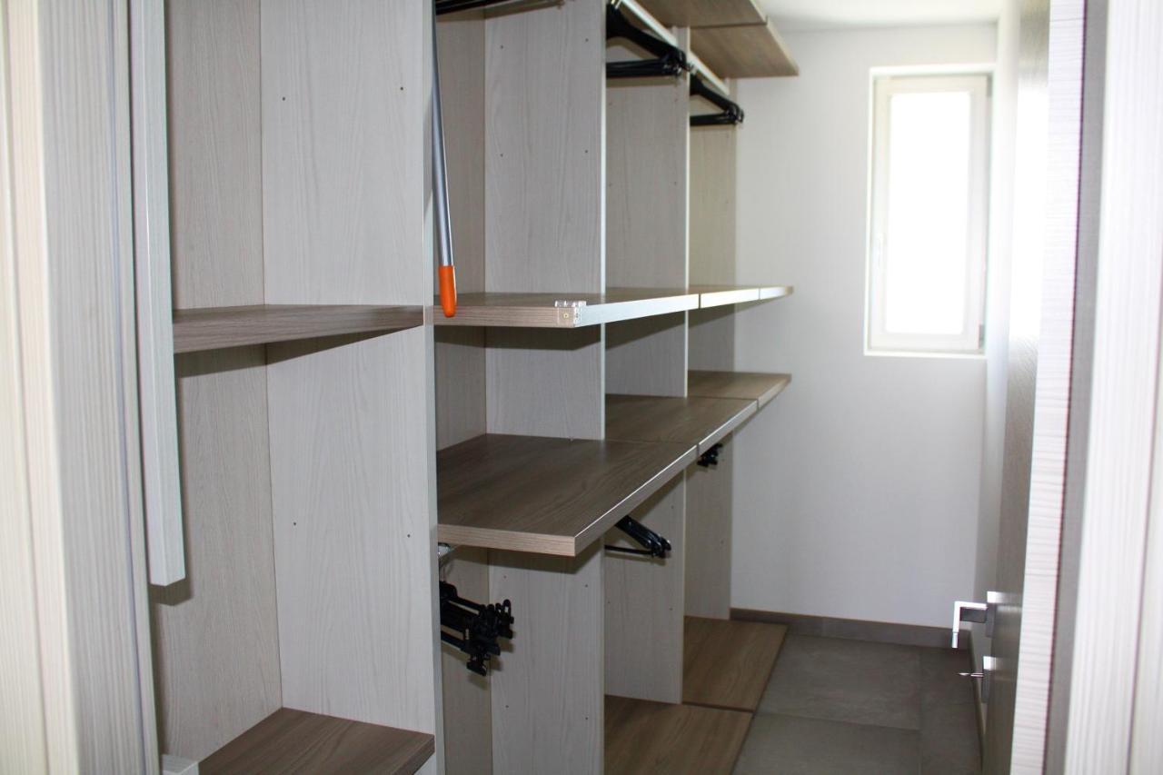 Nashira Apartments Lignano Sabbiadoro Exterior photo