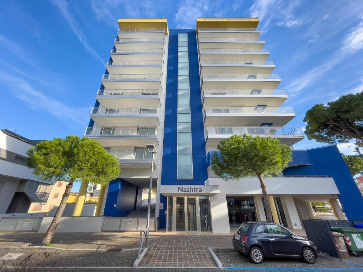 Nashira Apartments Lignano Sabbiadoro Exterior photo